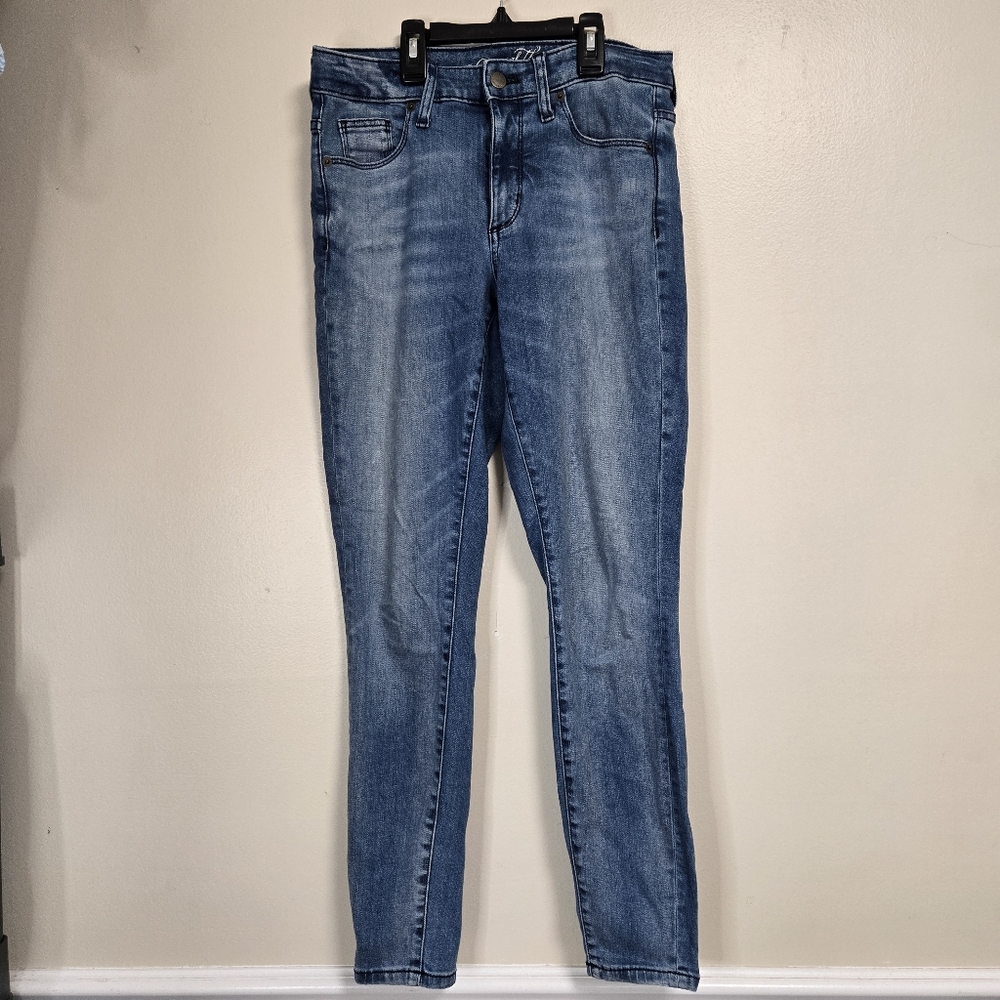 Universal Thread Womens High Rise Jegging Skinny Jeans Size 4